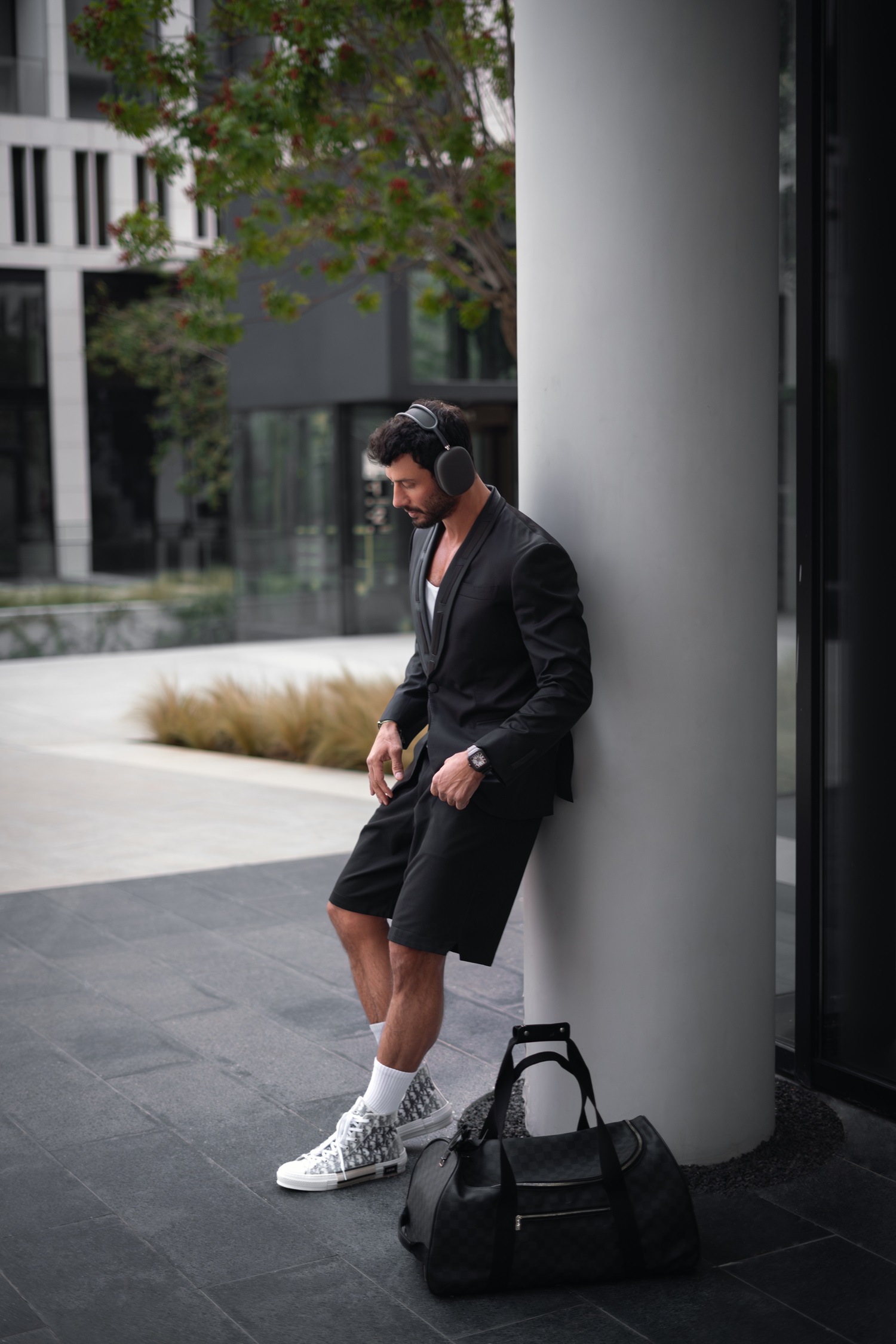 Image 1 of individuals/jadhadid